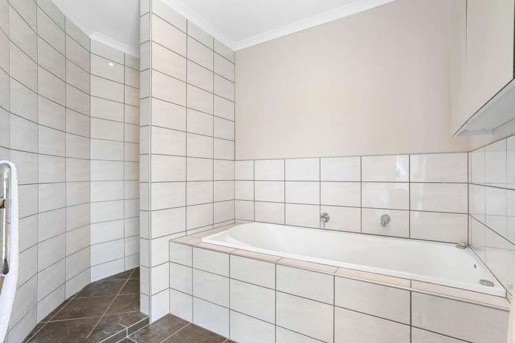 12A Sanctuary Cove Pauanui_18