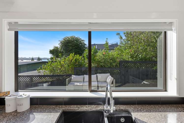 22 Morrow Avenue Bucklands Beach_16