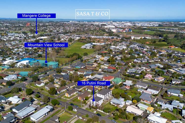 2/16 Putini Road Mangere Bridge_32