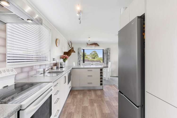 44a Wharf Road Clarks Beach_14