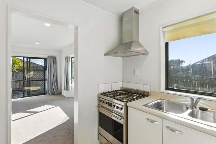 20a Wood Leigh Paraparaumu Beach_11