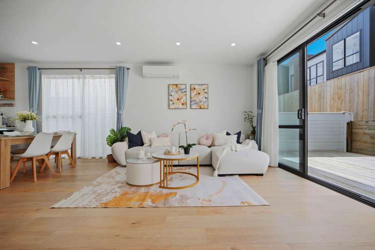2 Lyford Crescent_5