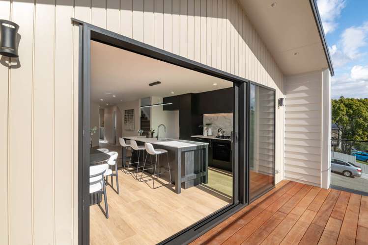 57 Oaktree Avenue Browns Bay_25