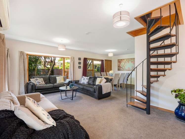 63 Moffat Drive Lincoln_10