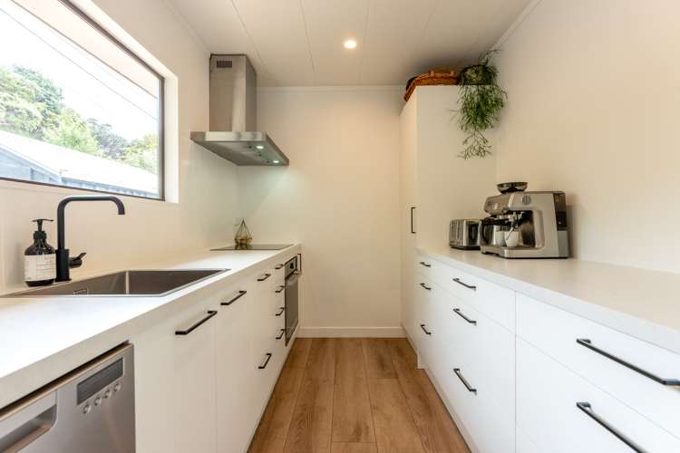 38 Junction Road Oneroa_5