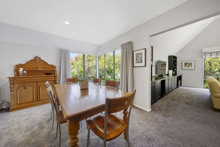 53d Chatsworth Road Silverstream Upper Hutt City Houses for Sale