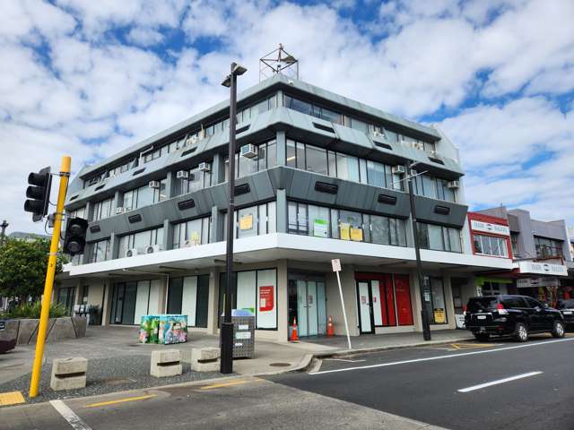 Well-located Henderson office