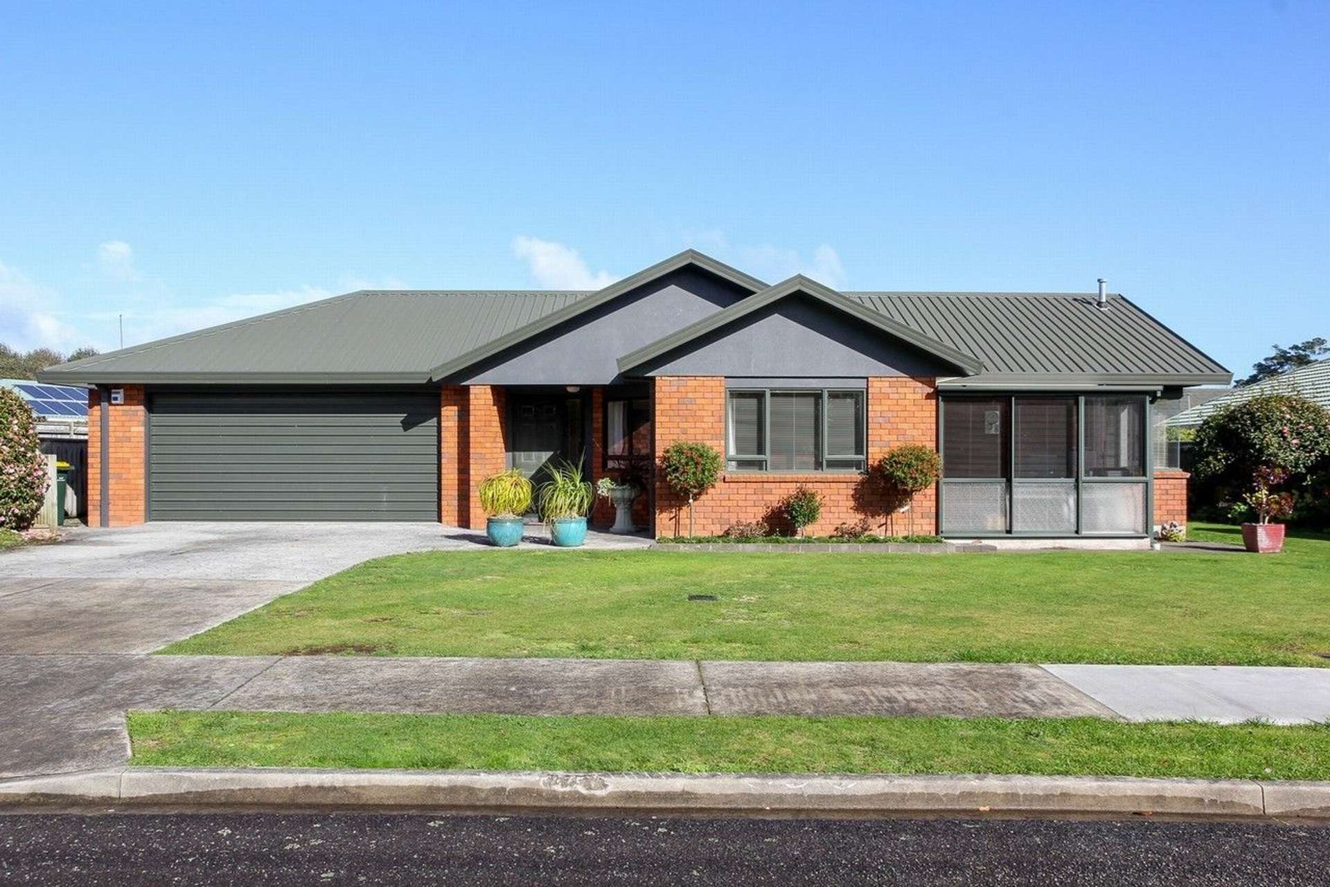 98 Queens Road Glen Avon_0