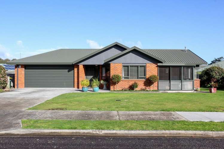 98 Queens Road Glen Avon_0