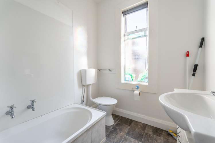 15A High Street Parkside_3
