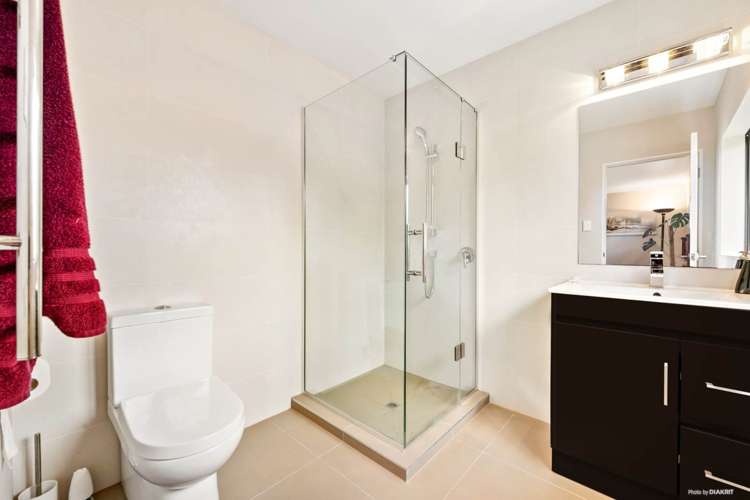 4 Pony Park Place Beachlands_13