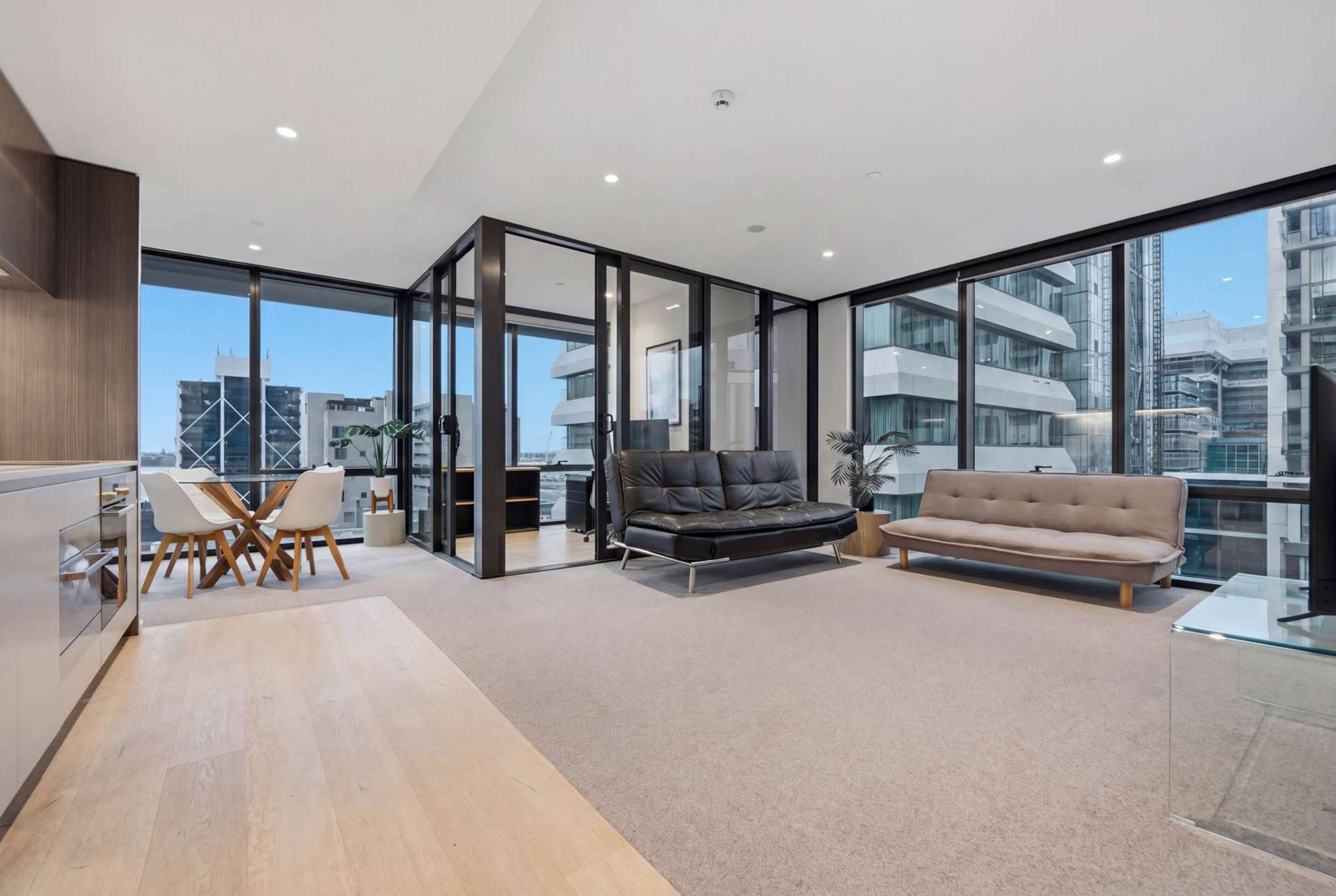 803/10 Commerce Street City Centre_0