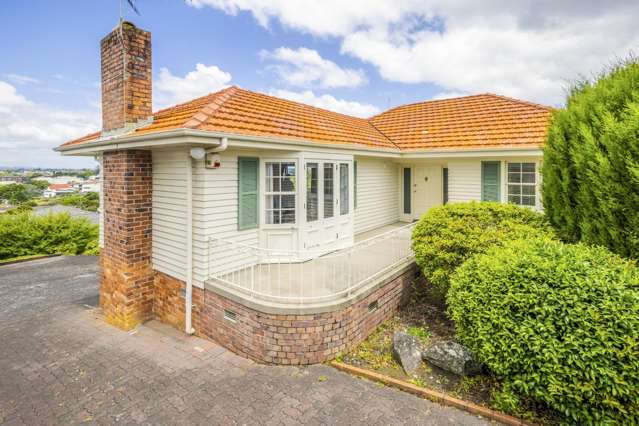 39 Mellons Bay Road 10688_1