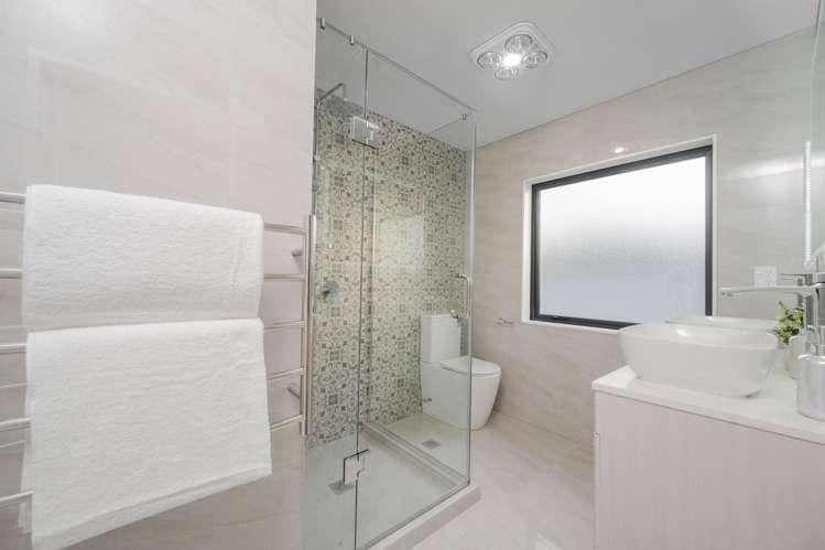 8 Rathfarnham Road Flat Bush_8
