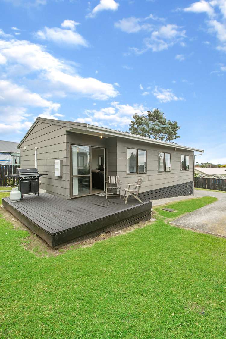 2/53 Maplesden Drive Clendon Park_18