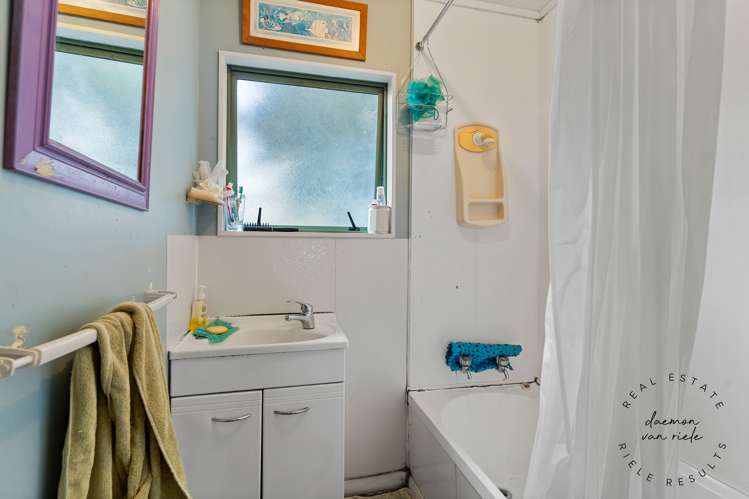 4/31 Templeton Place Clendon Park_6