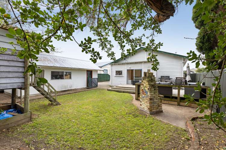 28 Lyndhurst Street Takaro_28