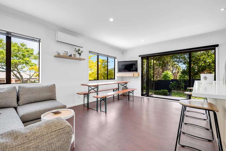 7 Leven Lane Totara Heights_4