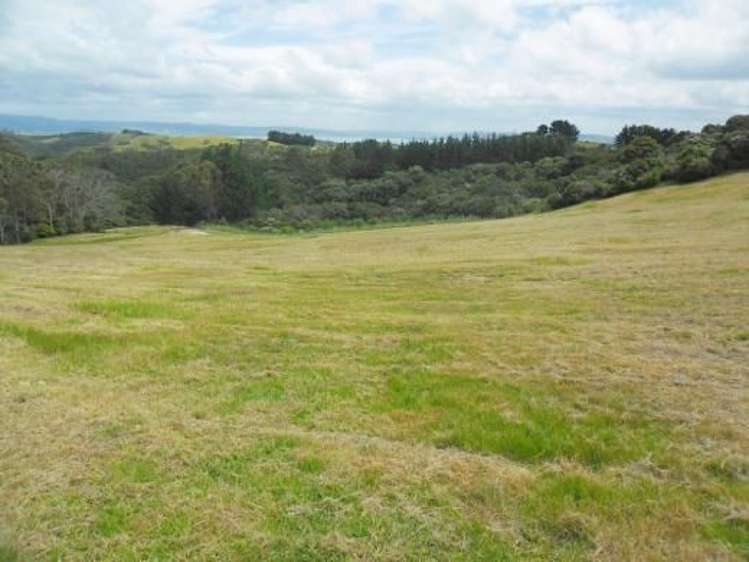 379b Cowes Bay Road Waiheke Island_1