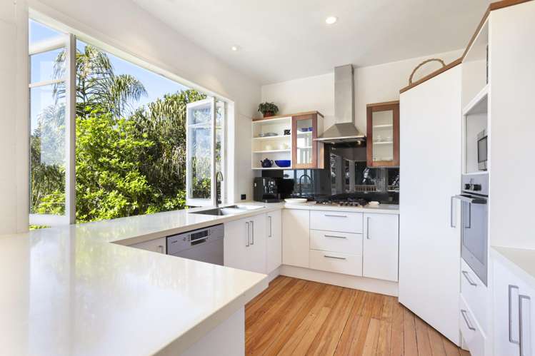 64 Kopiko Road Titirangi_11