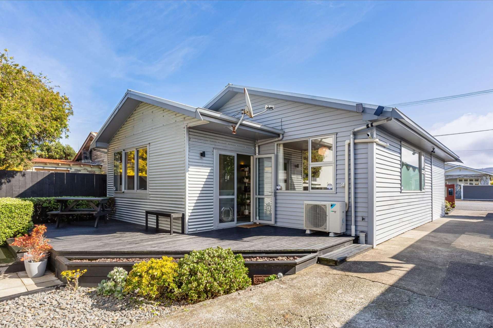 14 Jessie Street Petone_0