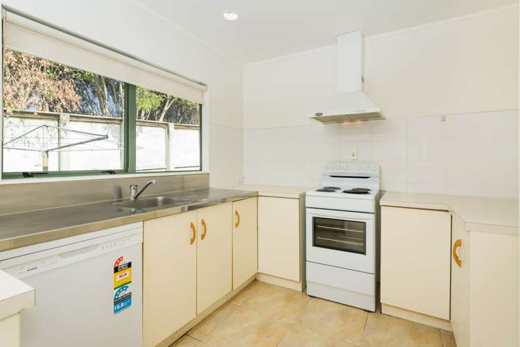2/58 Cockayne Crescent Sunnynook_6