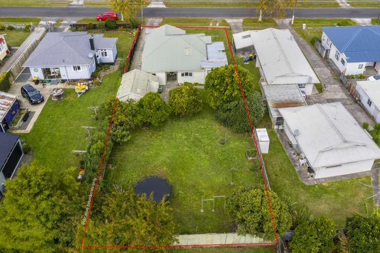 8 Longfellow Street Te Aroha_15