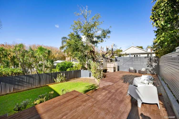 7 Allen Road Grey Lynn_13