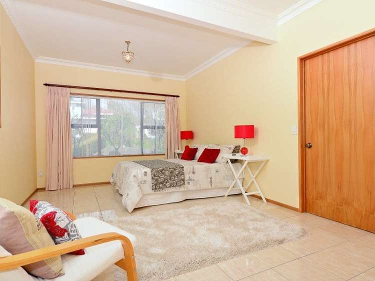 1 Epsom Place Chartwell_10