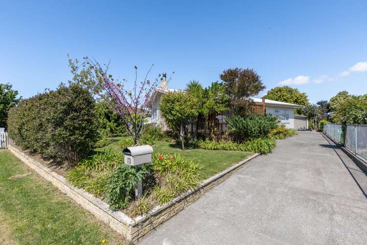 13 Hitchings Avenue Onekawa_15