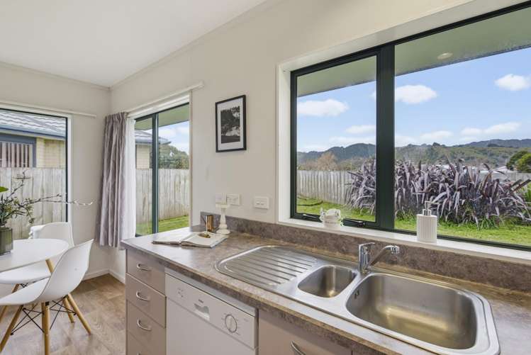 84A & B Makarini Street Paraparaumu_5