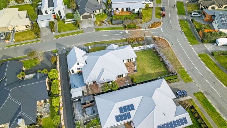 32 Linkwater Way Parklands_16