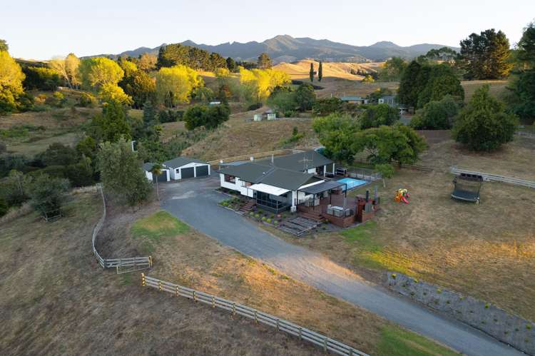 1/305 Limeworks Loop Road Te Pahu_25