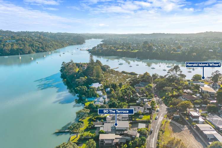 90 The Terrace Herald Island_42