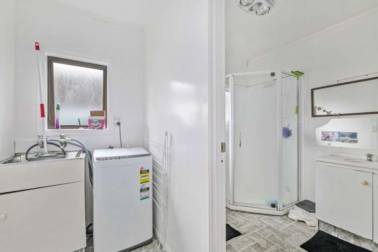 2 Scott Avenue Owhata_13