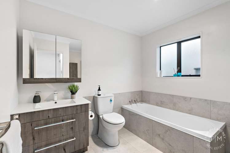 34 Saralee Drive Manurewa_9