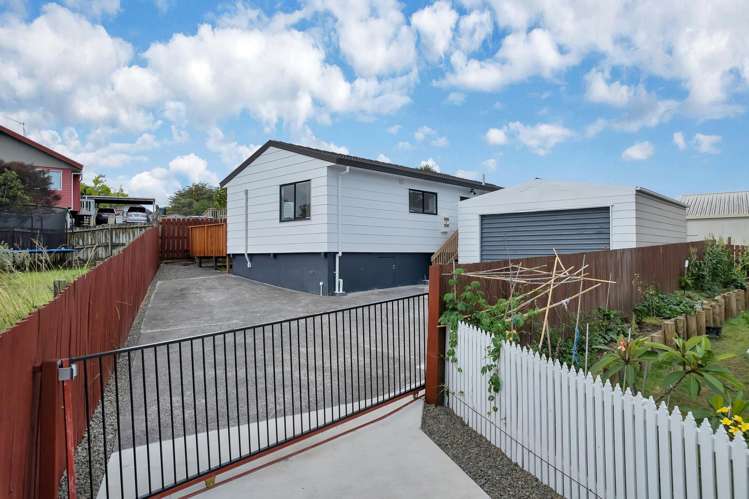 2/81 Harmel Road_0