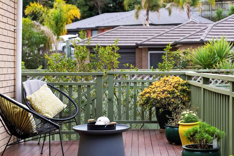 5 Red Hibiscus Road Stanmore Bay_11