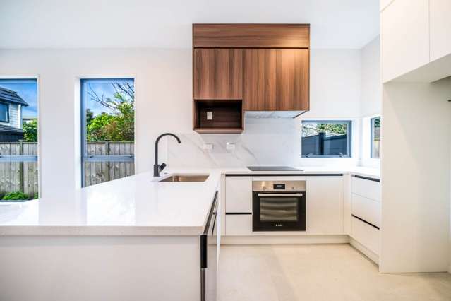11/85 Cascades Road Pakuranga Heights_4