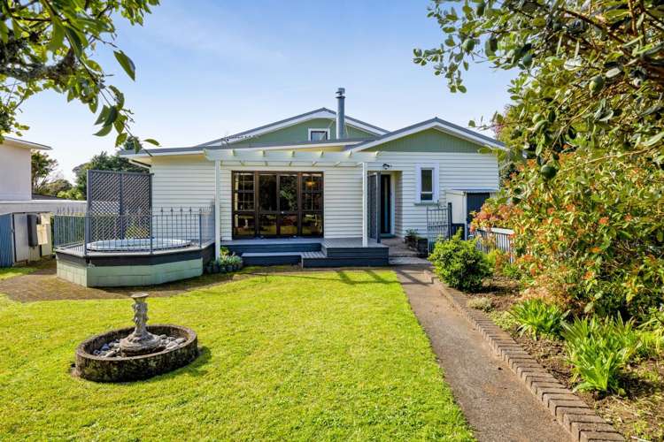 17 Hoyle Place New Plymouth Central_6