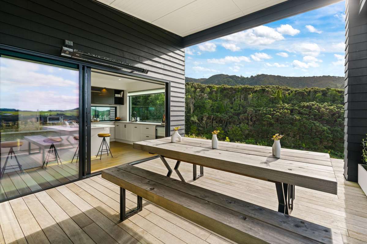 84 Robert Hastie Drive_1