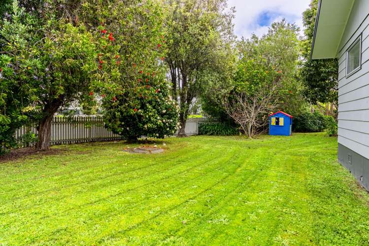 14 Shearwater Street One Tree Point_14