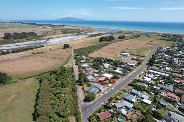 39 Kiharoa Street Otaki Beach_1