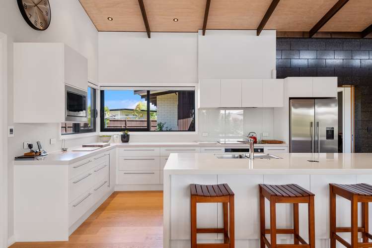 42 Grangewood Drive Lincoln_12