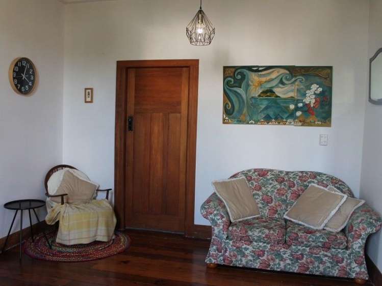 8 Bush Street Paeroa_11