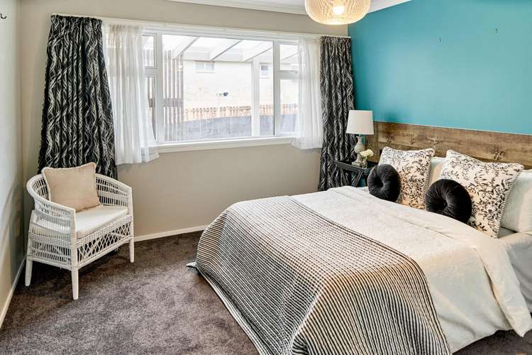 14 Mana Esplanade Paremata_12