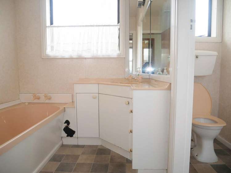 1 Dunluce Place Hornby_13