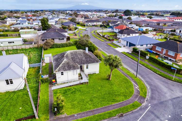 89 Argyle Street Hawera_20