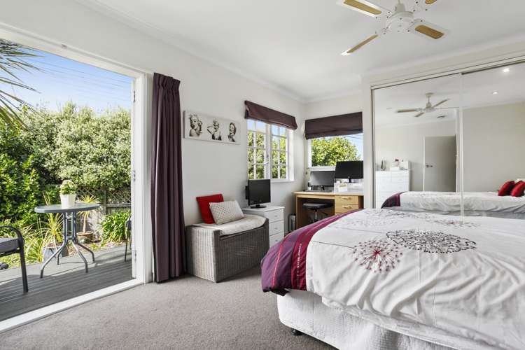 151 Golf Road Titirangi_10