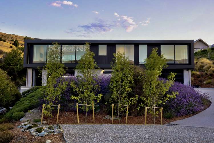 8 Spring Hill Road Kelvin Heights_21